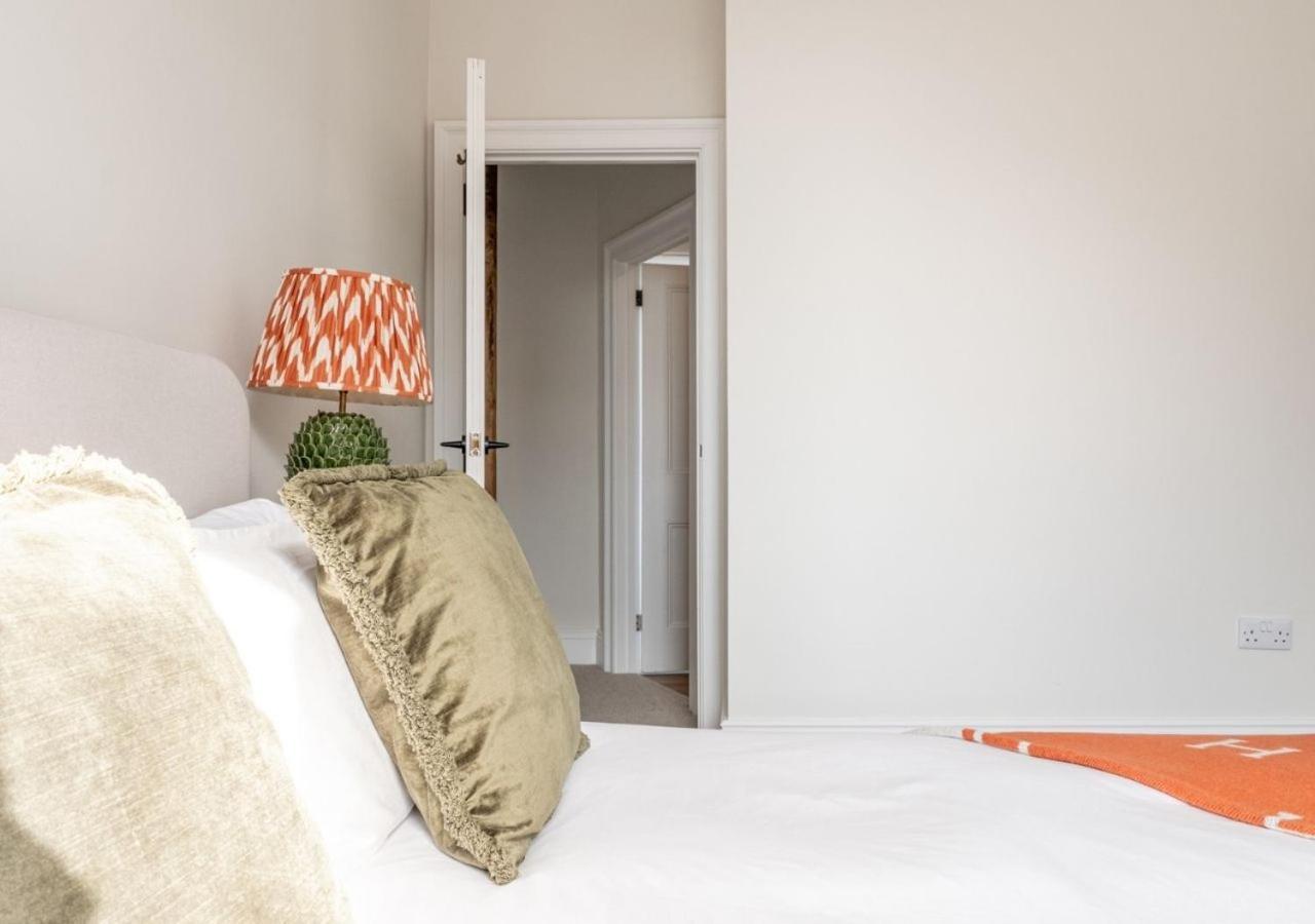 Hitchmans Mews - Stunning 2Bd In Chipping Norton! Apartment Bagian luar foto