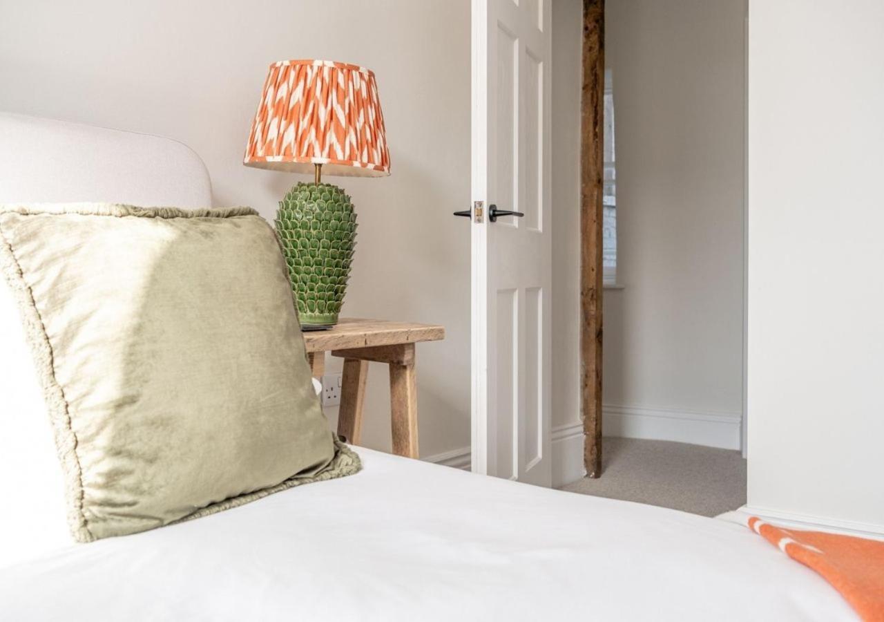 Hitchmans Mews - Stunning 2Bd In Chipping Norton! Apartment Bagian luar foto