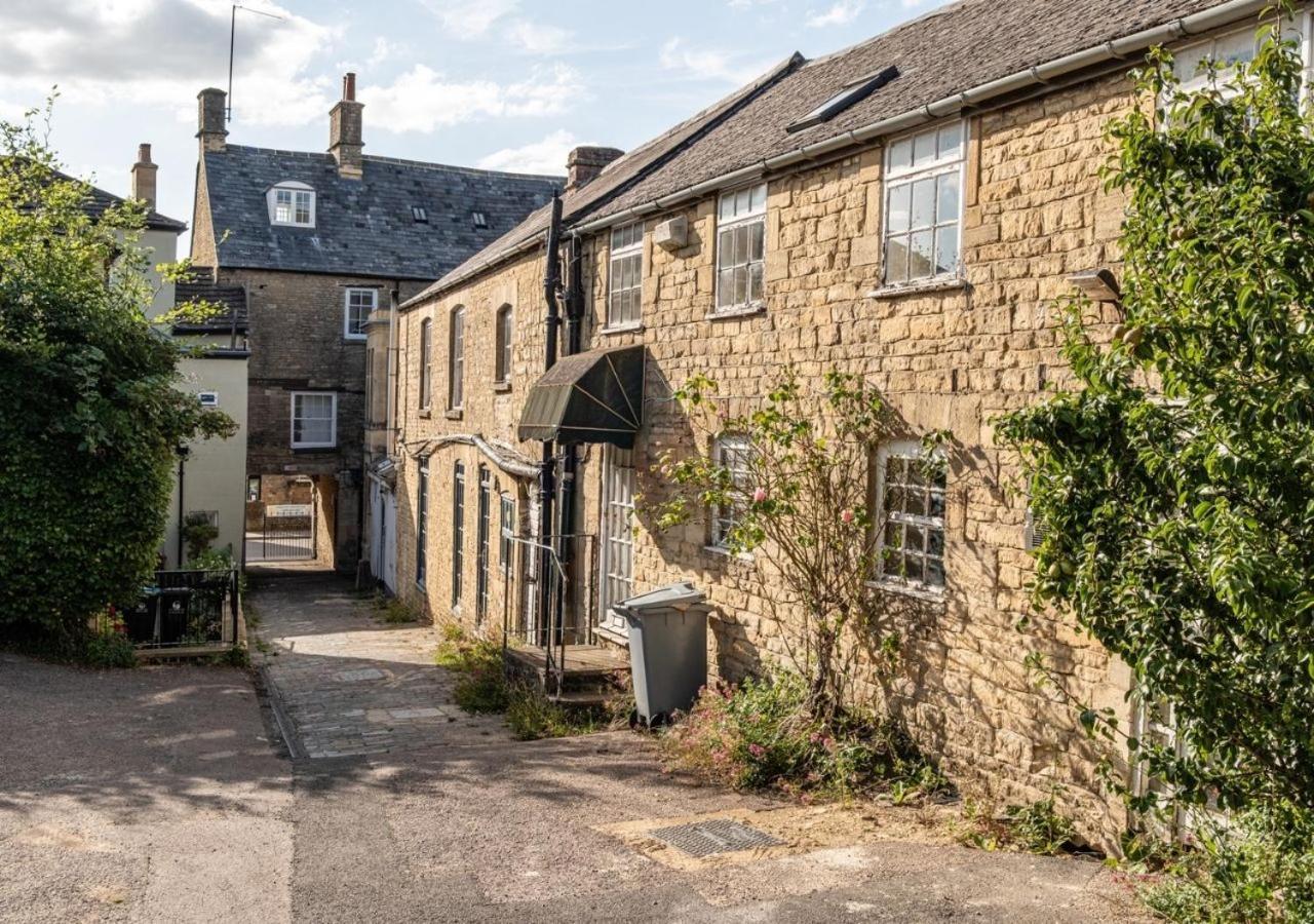 Hitchmans Mews - Stunning 2Bd In Chipping Norton! Apartment Bagian luar foto