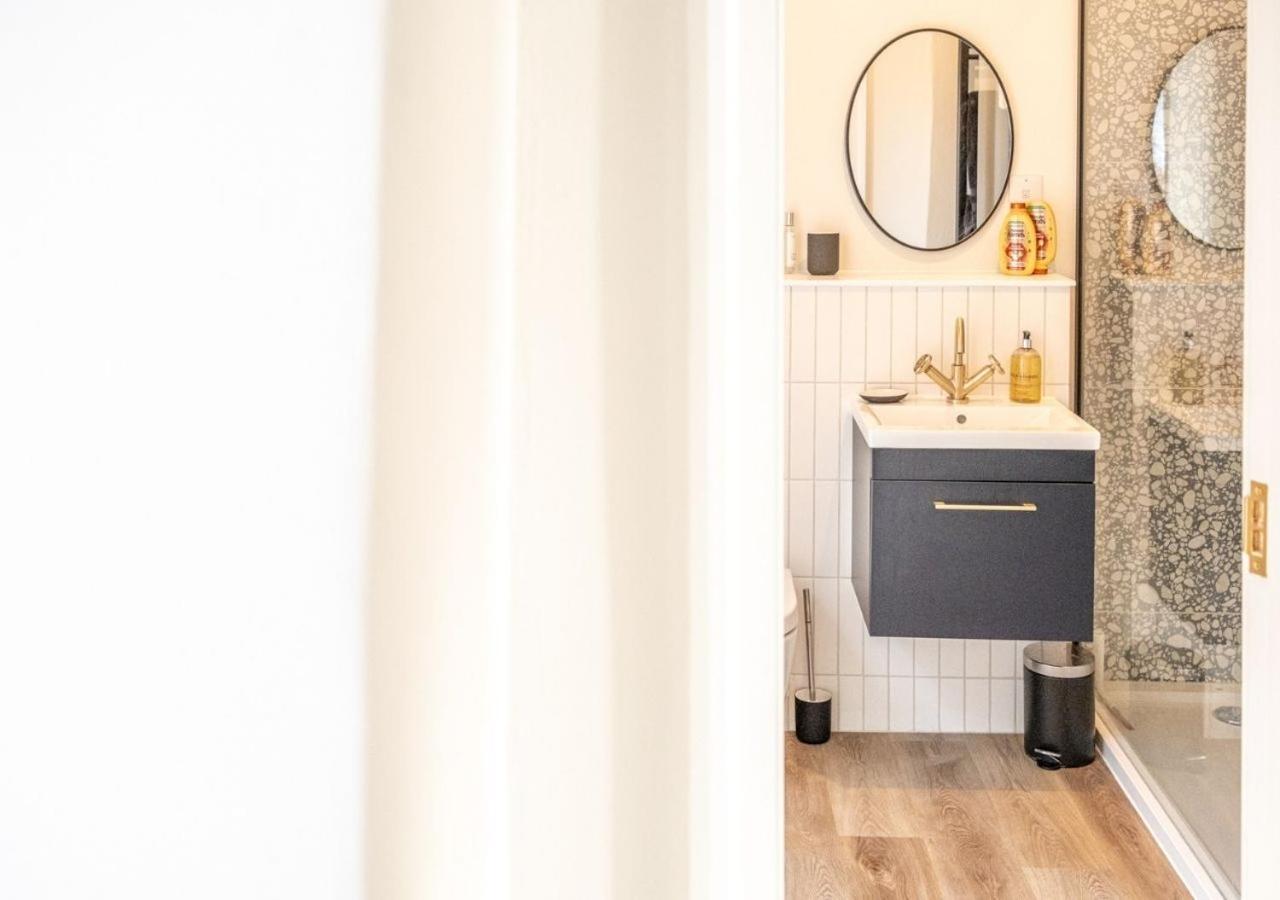 Hitchmans Mews - Stunning 2Bd In Chipping Norton! Apartment Bagian luar foto