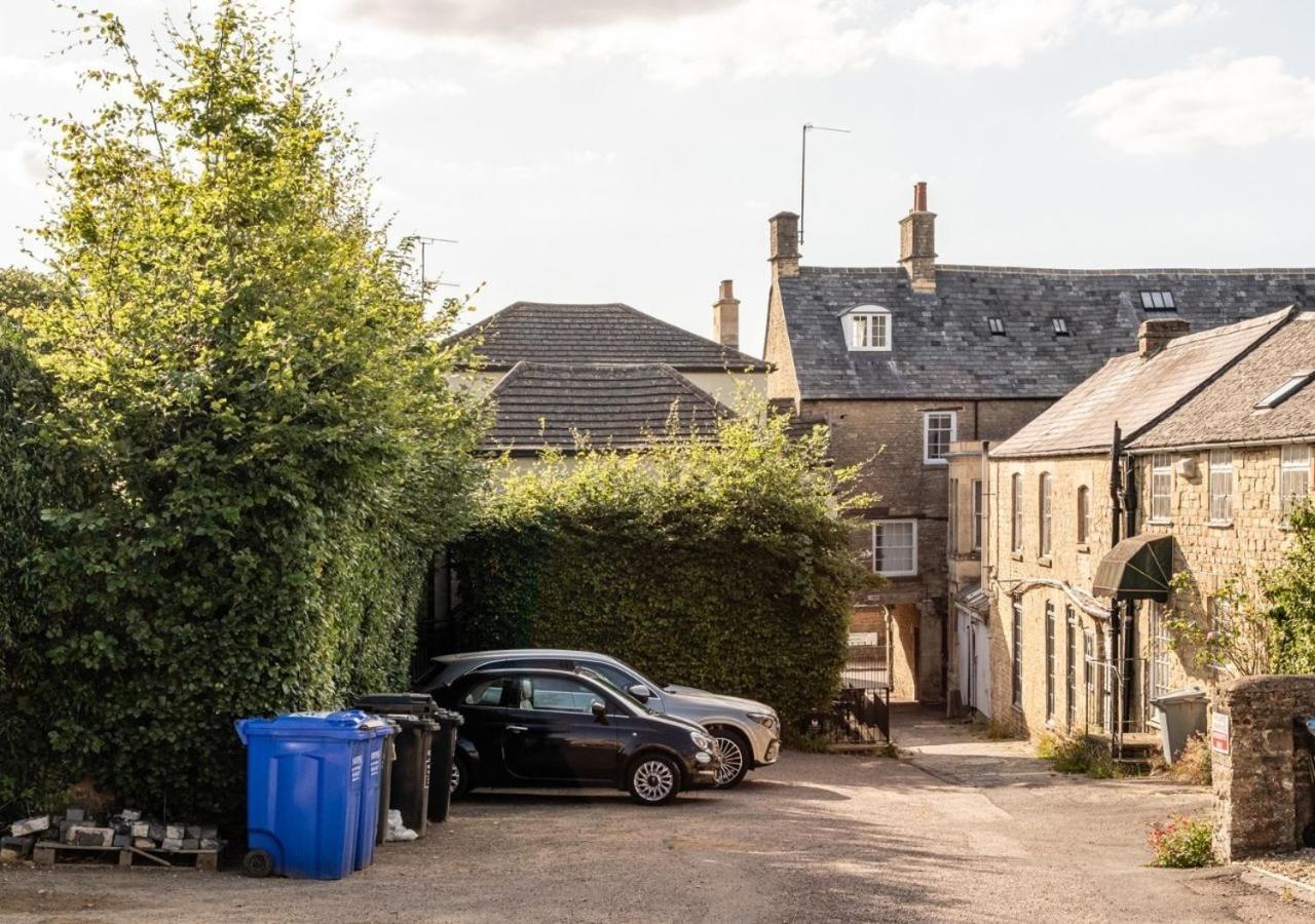 Hitchmans Mews - Stunning 2Bd In Chipping Norton! Apartment Bagian luar foto