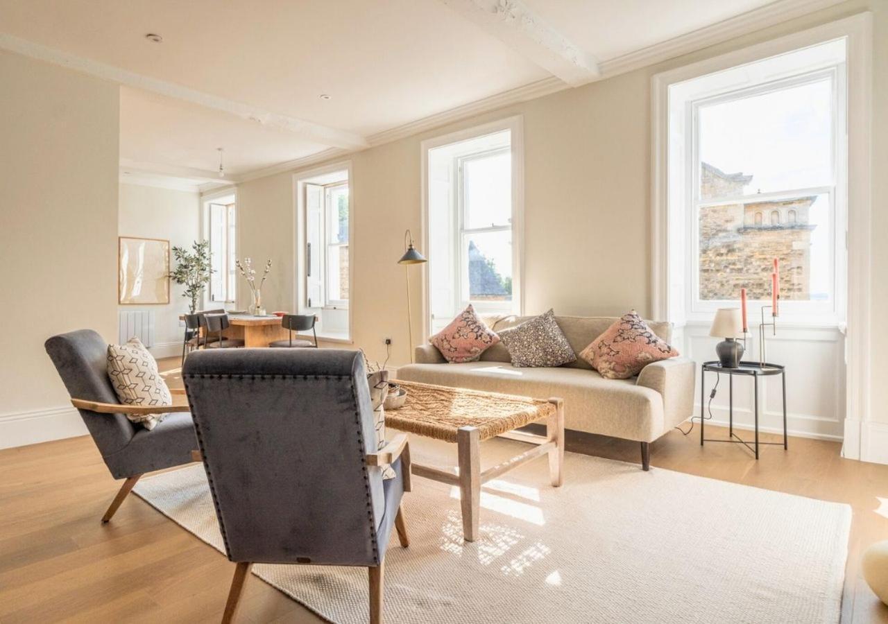 Hitchmans Mews - Stunning 2Bd In Chipping Norton! Apartment Bagian luar foto